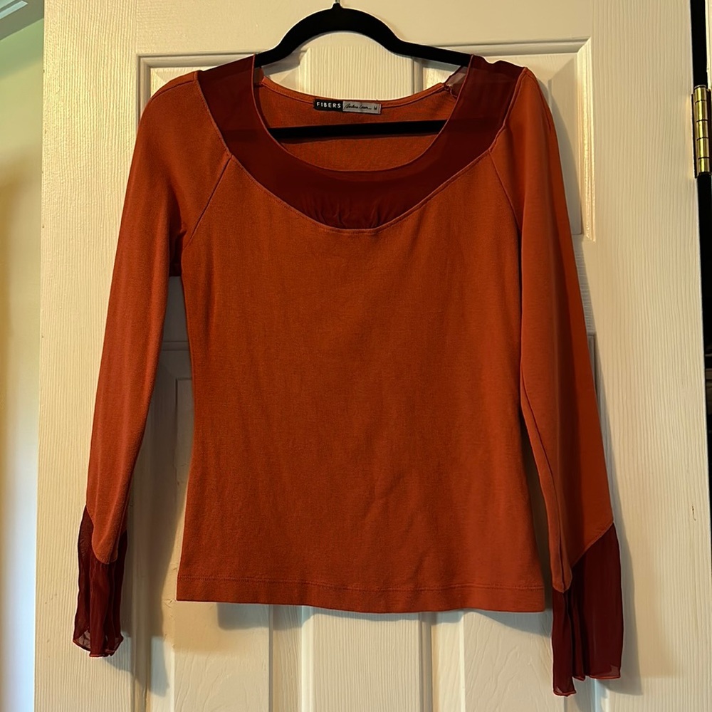 Blouse / T-shirt combo - this top has both